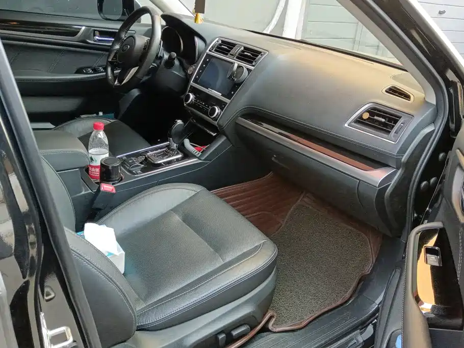 Subaru Legacy — миниатюра 8