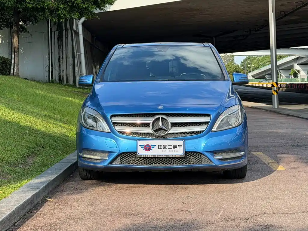 Mercedes-Benz B-Class — миниатюра 2