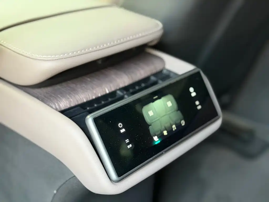 NIO ES7 — миниатюра 19