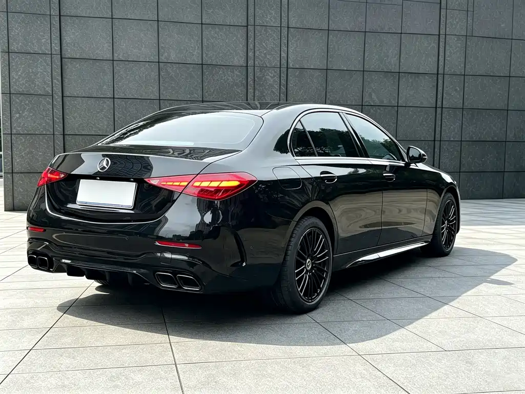 Mercedes-Benz C-Class — миниатюра 21