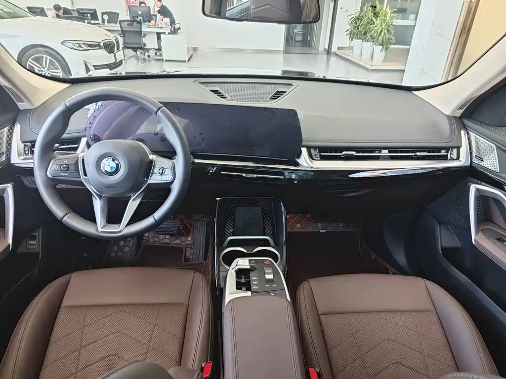 BMW X1 — миниатюра 8