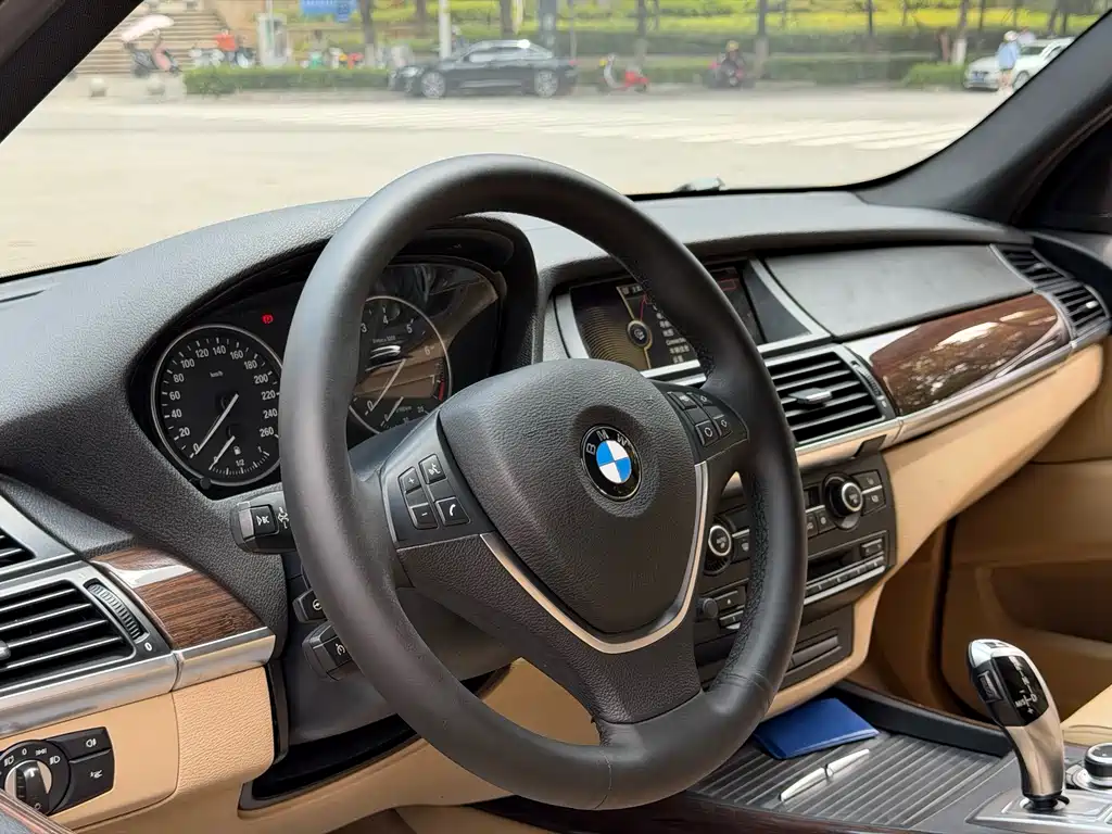 BMW X5 2011 xDrive35i Lead