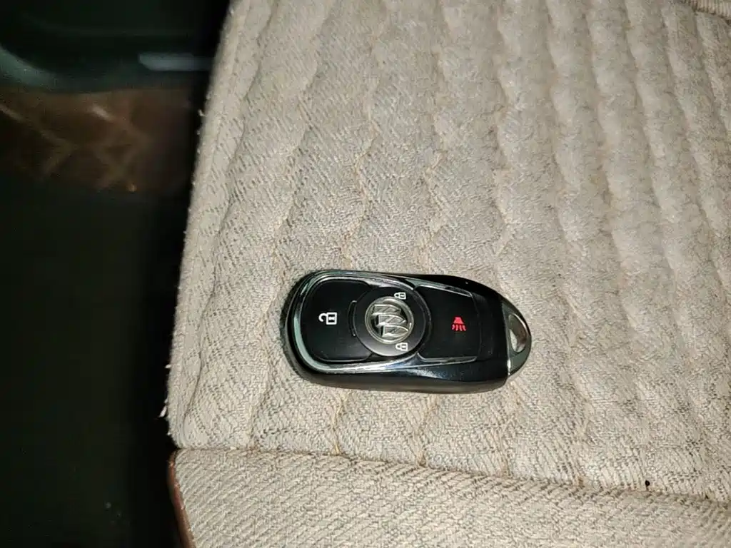Buick Envision Plus — миниатюра 9