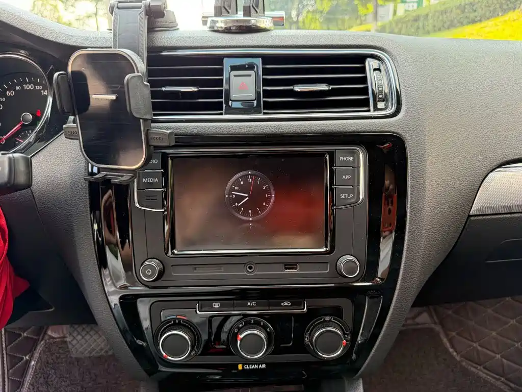 Volkswagen Sagitar — миниатюра 10