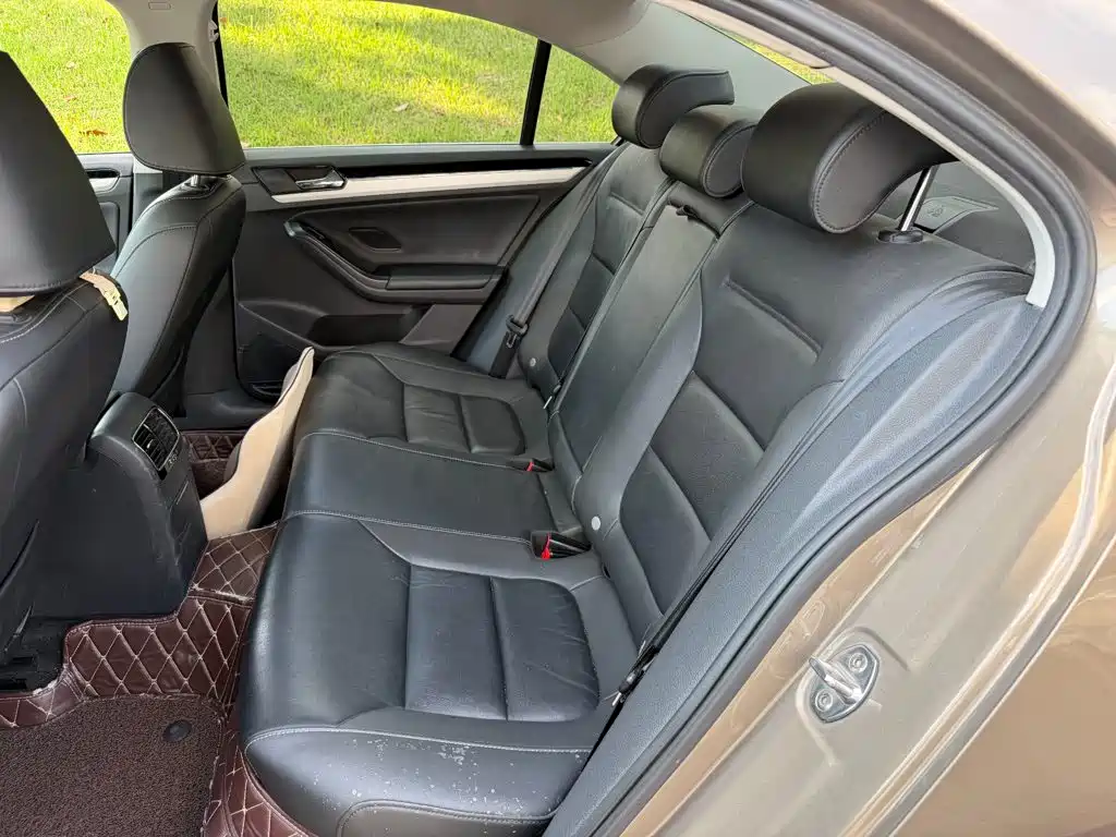 Volkswagen Sagitar — миниатюра 12