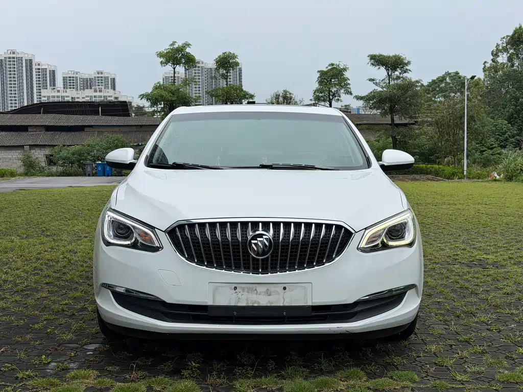 Buick Excelle — миниатюра 2