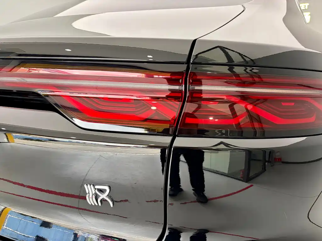 BYD Han — миниатюра 7