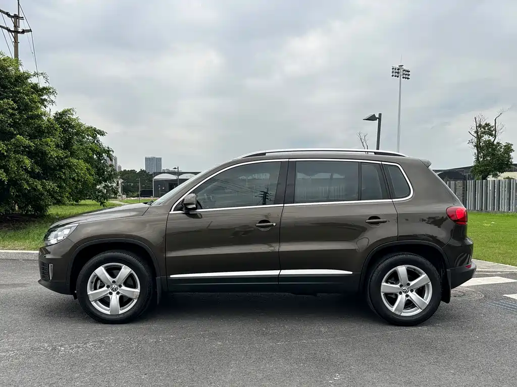 Volkswagen Tiguan 2013 1.8TSI AT Comfort