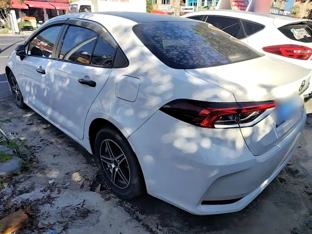 Toyota Corolla — миниатюра 5