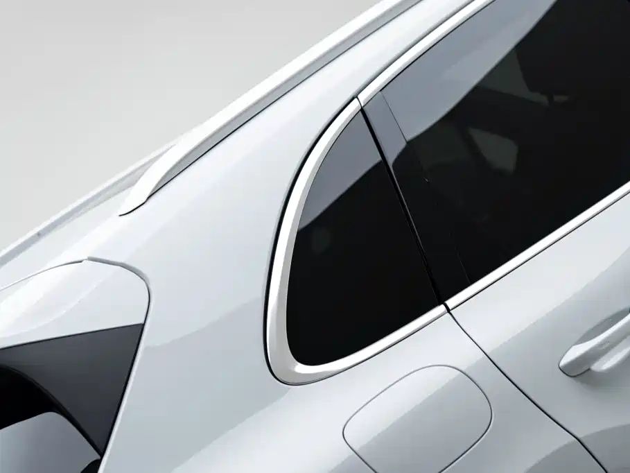 Porsche Cayenne — миниатюра 7