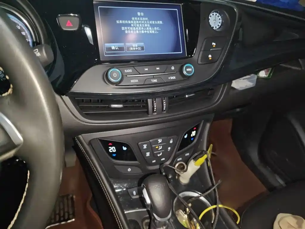 Buick Envision Plus — миниатюра 6