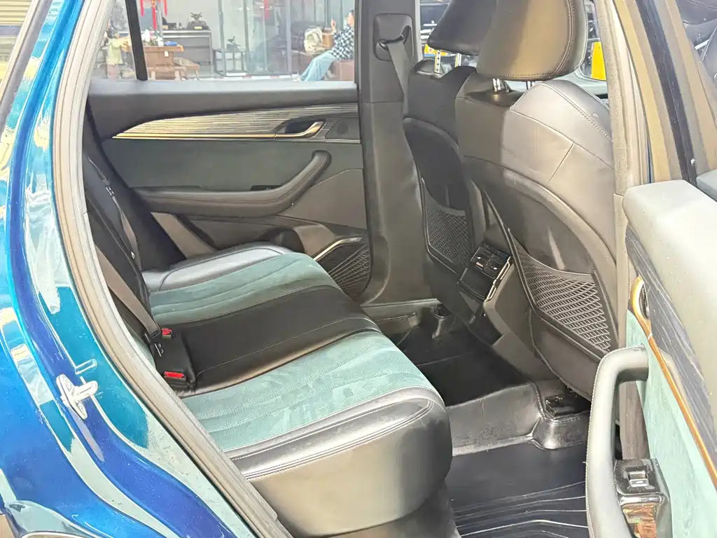 Geely Xingyue L — миниатюра 10