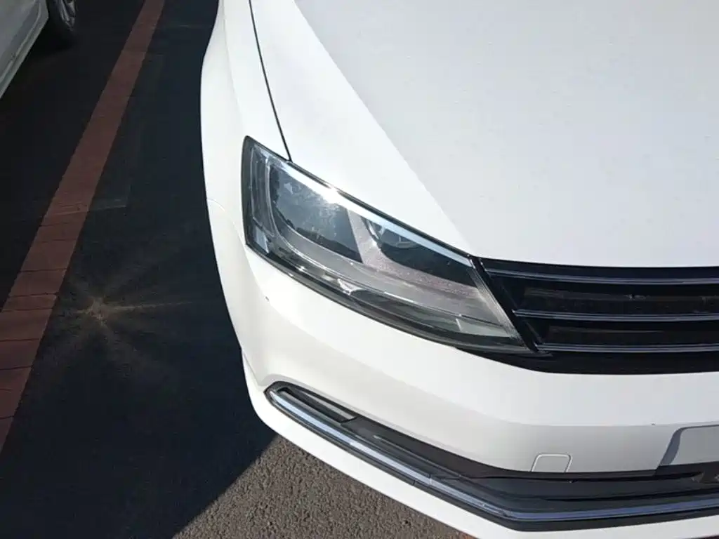 Volkswagen Sagitar — миниатюра 11