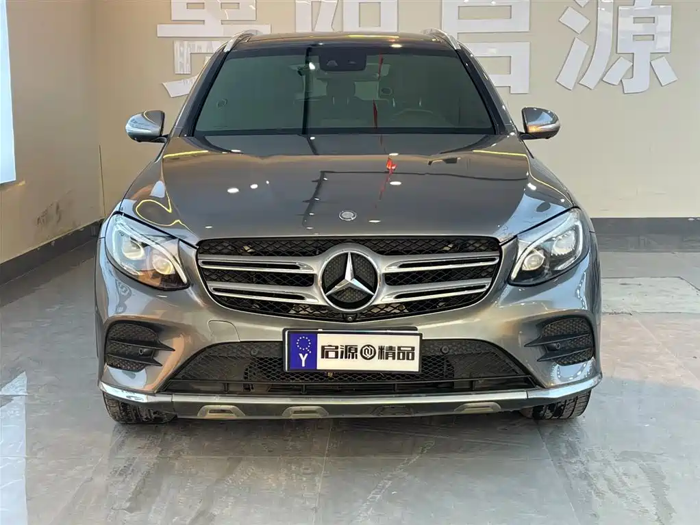 MERCEDES-BENZ GLC