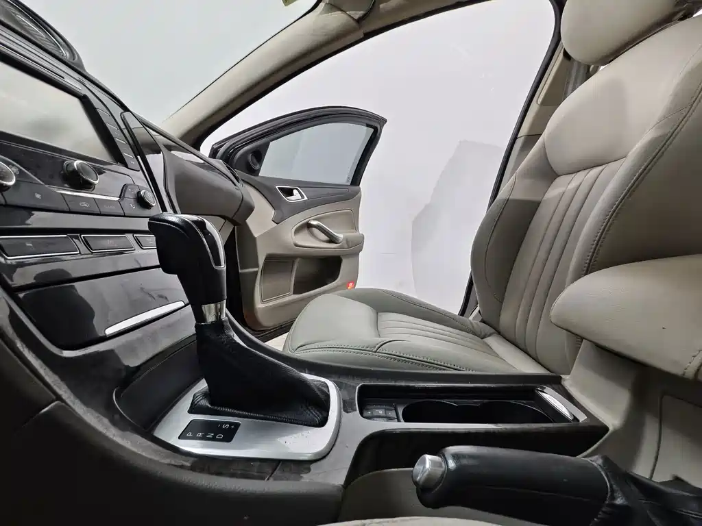 Ford Mondeo Zhisheng — миниатюра 12