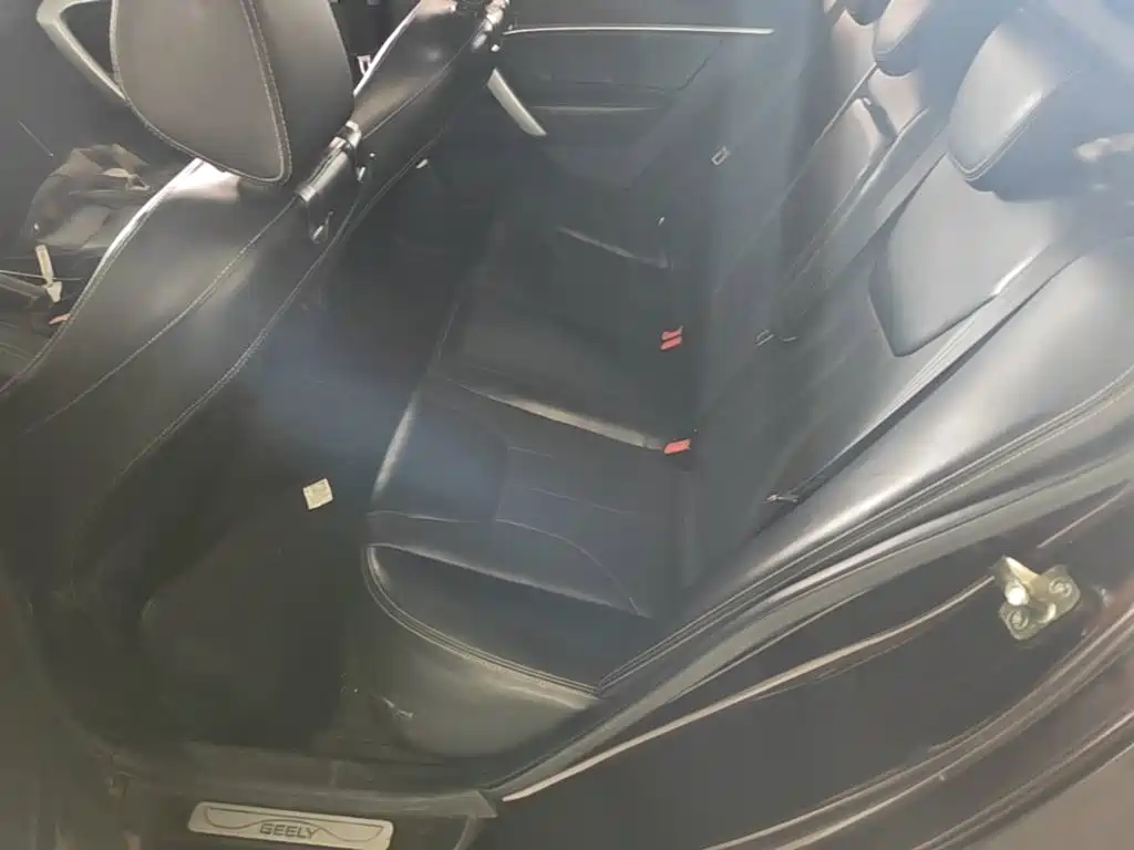 Geely Emgrand — миниатюра 17