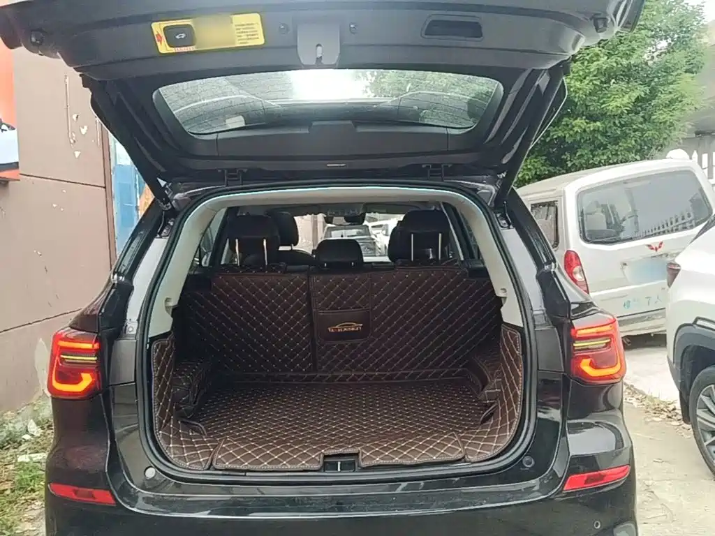 Roewe RX5 — миниатюра 19
