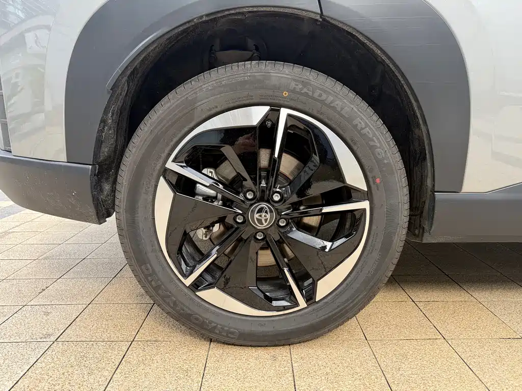 TOYOTA PLATINUM WISDOM 3X