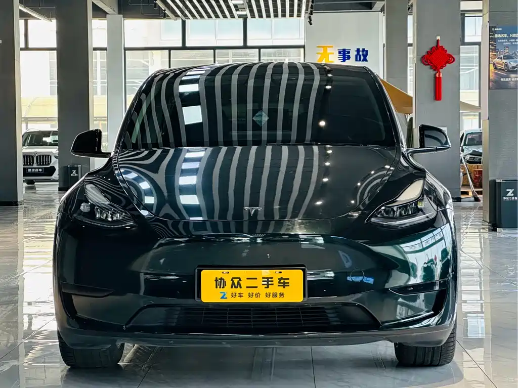 Tesla Model Y 2022