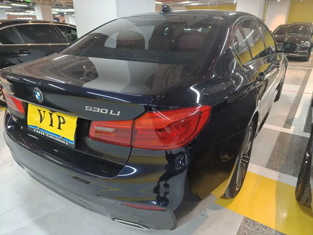 BMW 5 Series — миниатюра 16