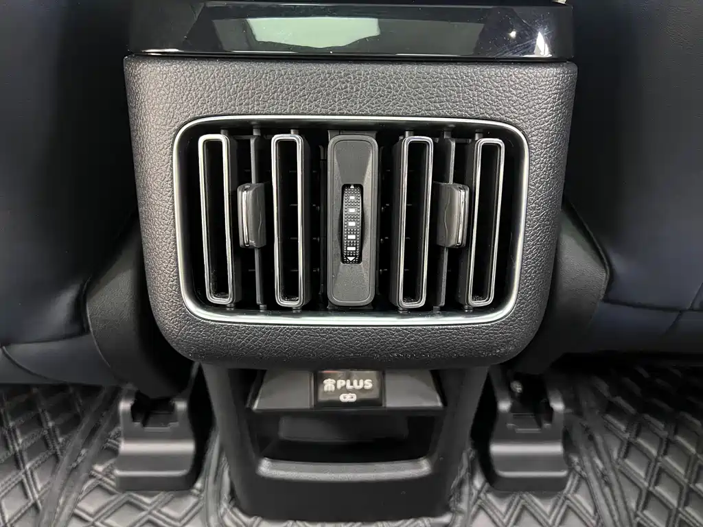BYD PLUS New Energy — миниатюра 22