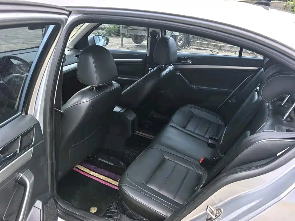 Volkswagen Lavida — миниатюра 8