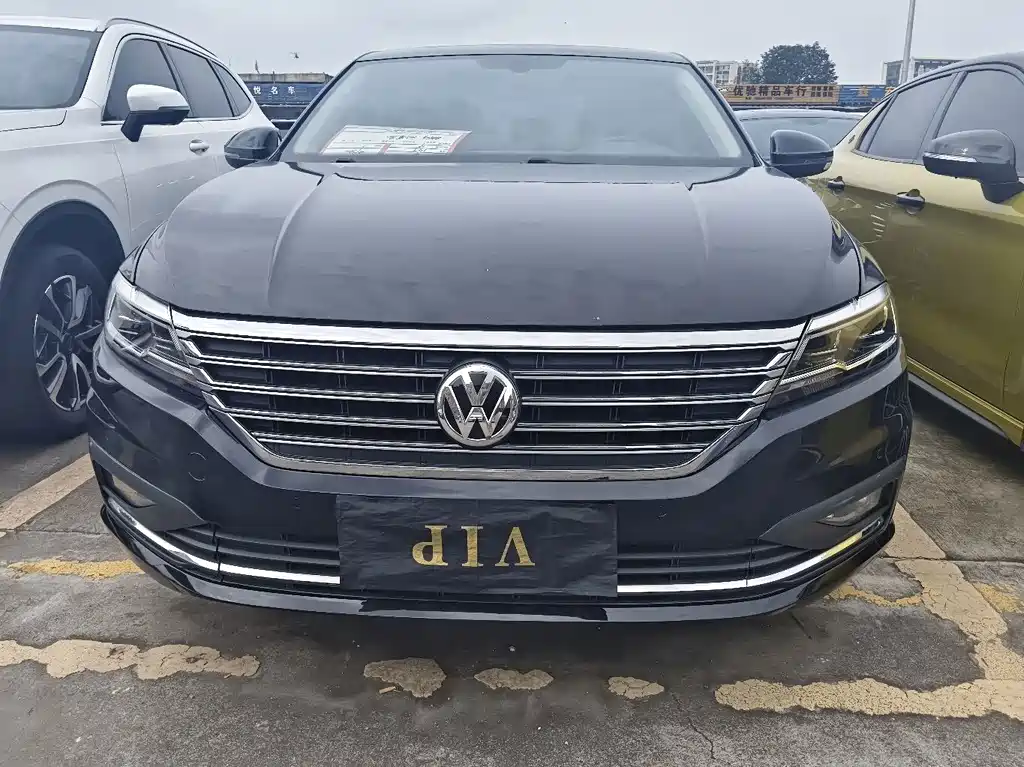 Volkswagen Lavida — миниатюра 2