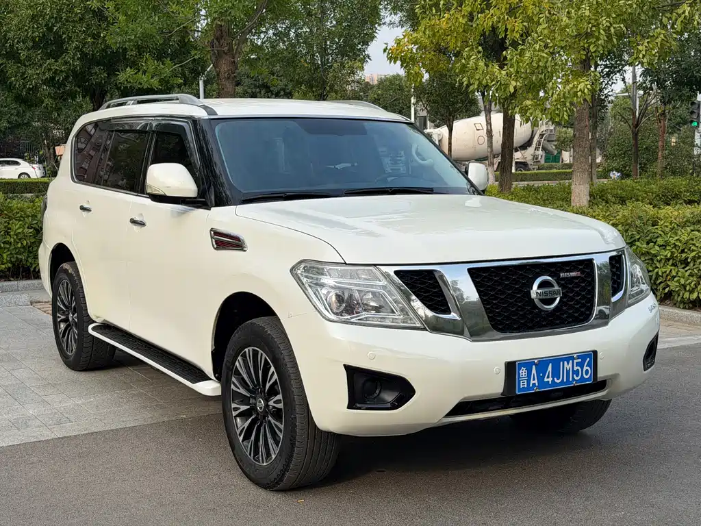 Nissan Patrol — миниатюра 3