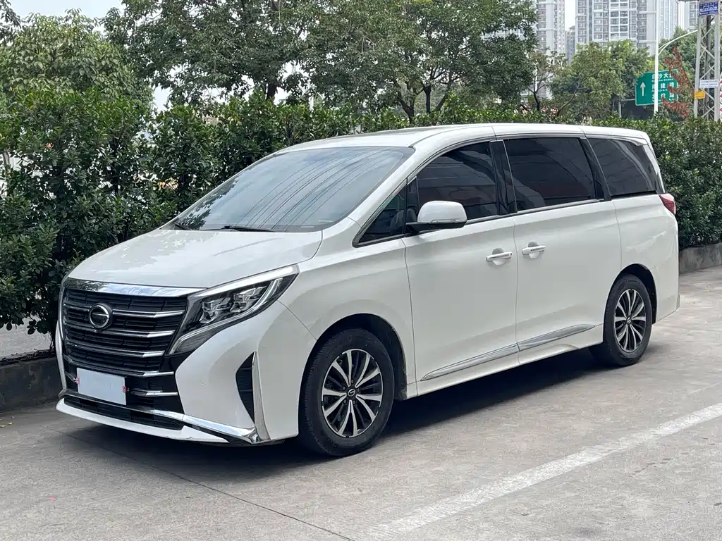 GAC TRUMPCHI M8