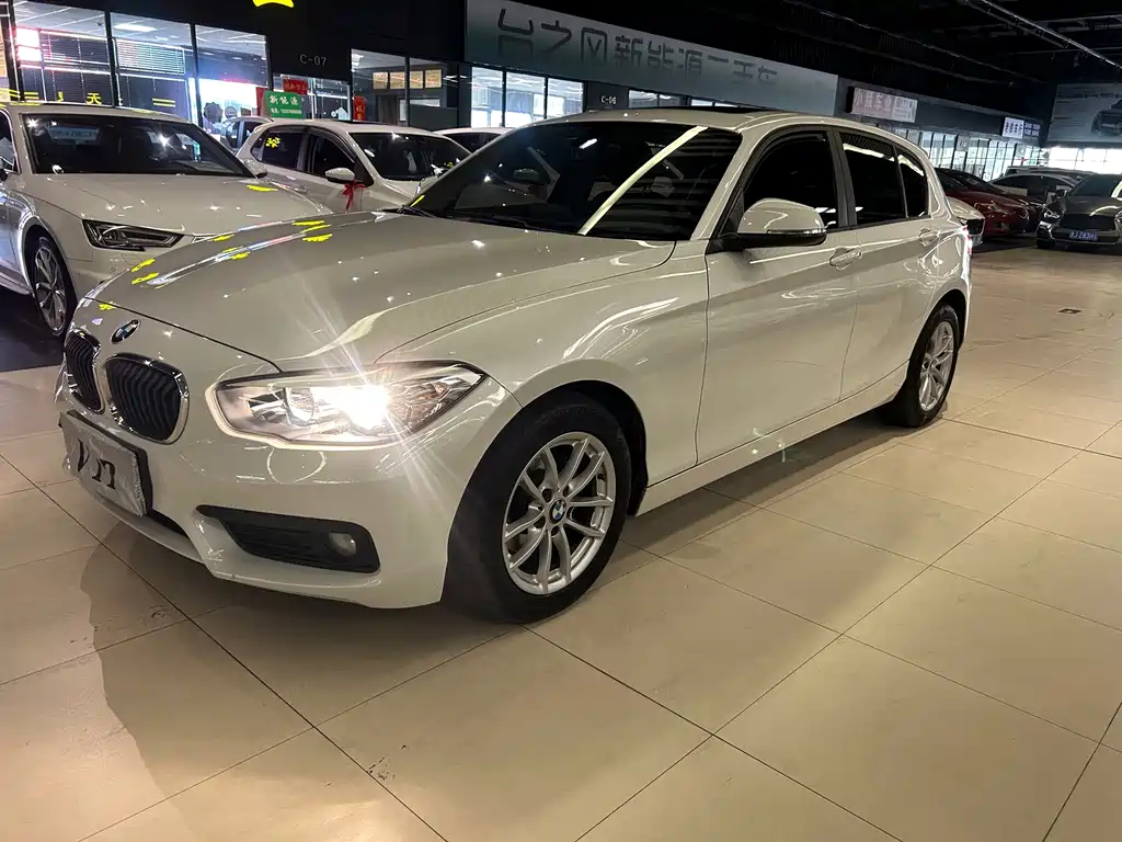 BMW 1 Series (Import) — миниатюра 4