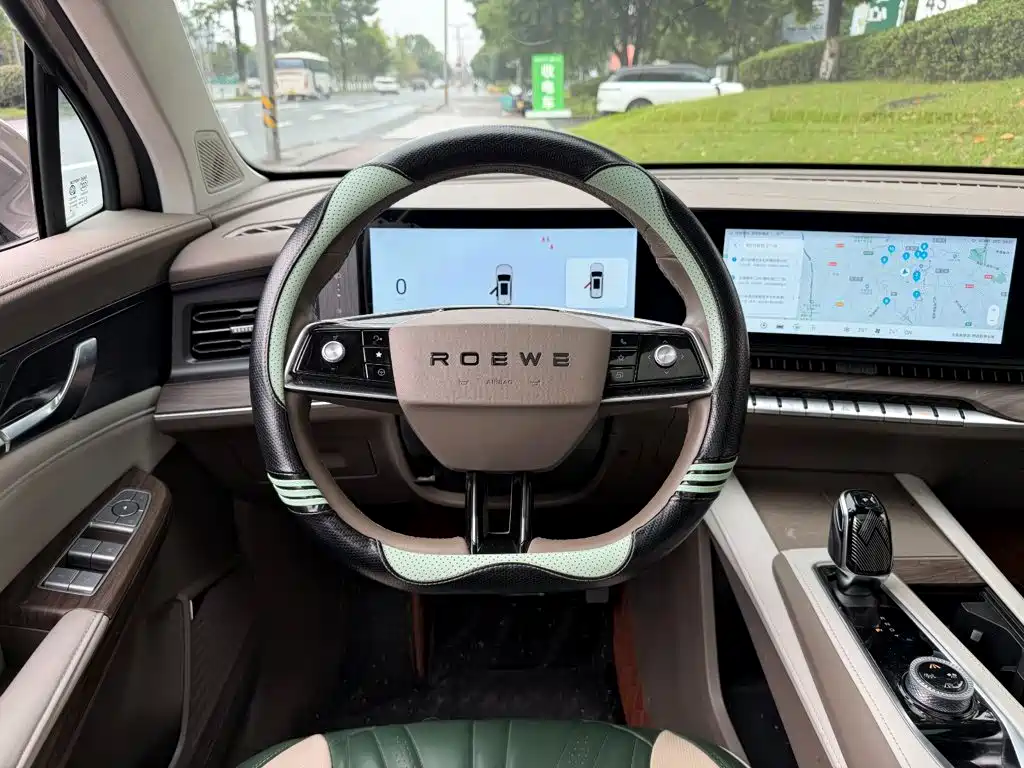 Roewe RX9 — миниатюра 14