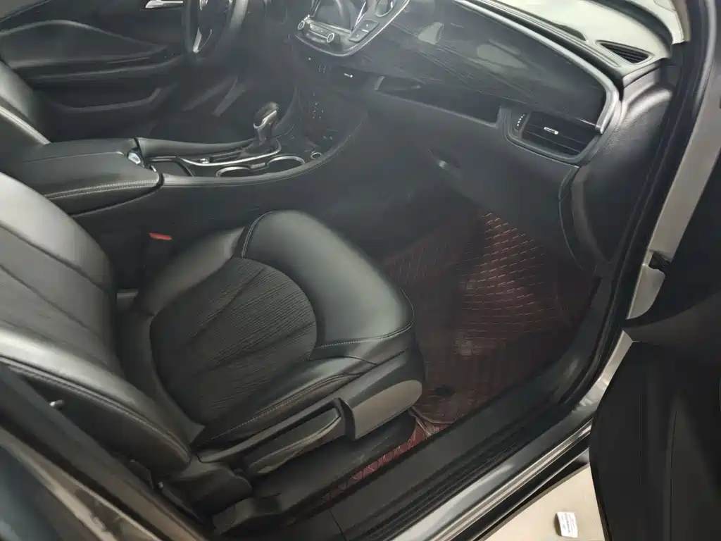 Buick Envision Plus — миниатюра 4
