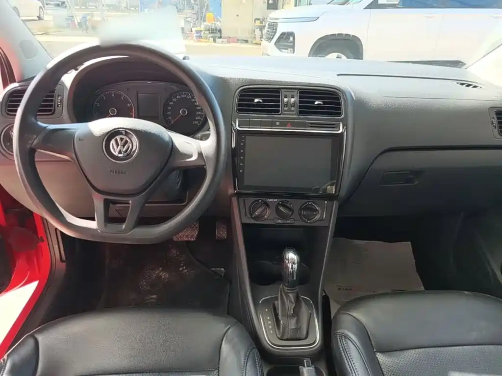 Volkswagen Polo — миниатюра 10