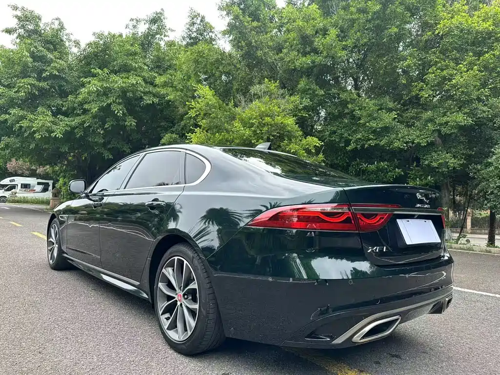 JAGUAR XFL