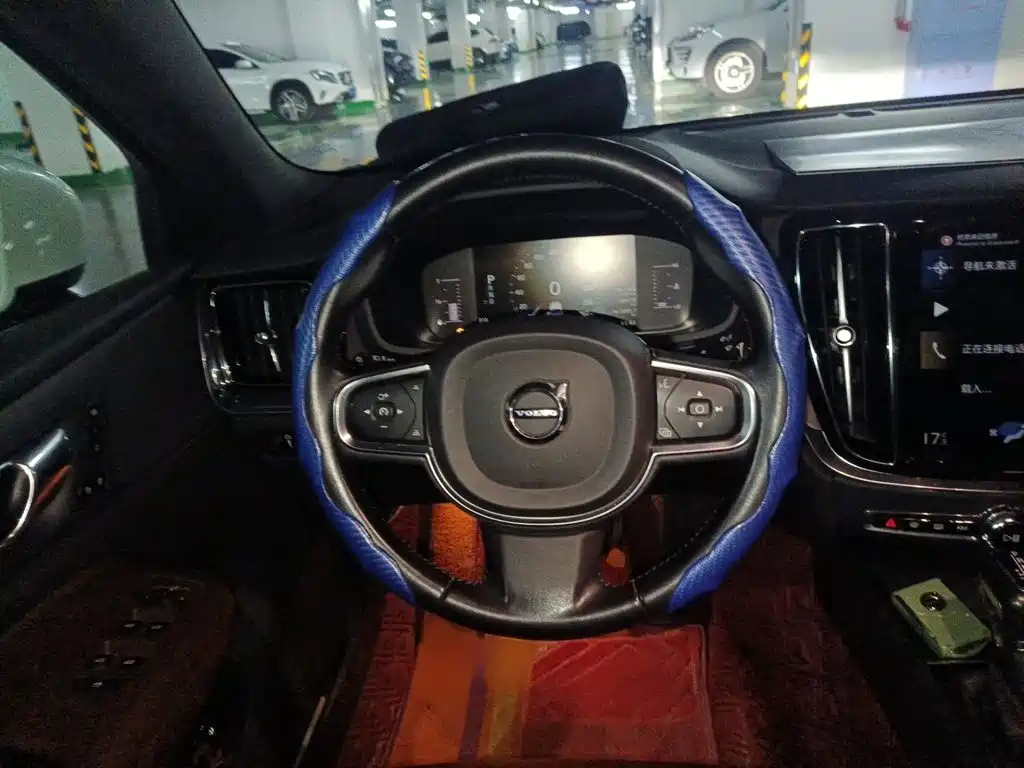 Volvo S60 — миниатюра 3