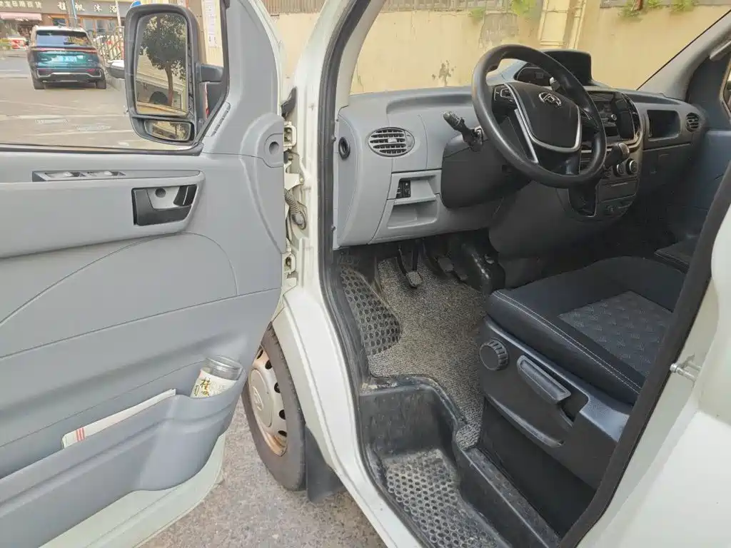 MAXUS V80 — миниатюра 14