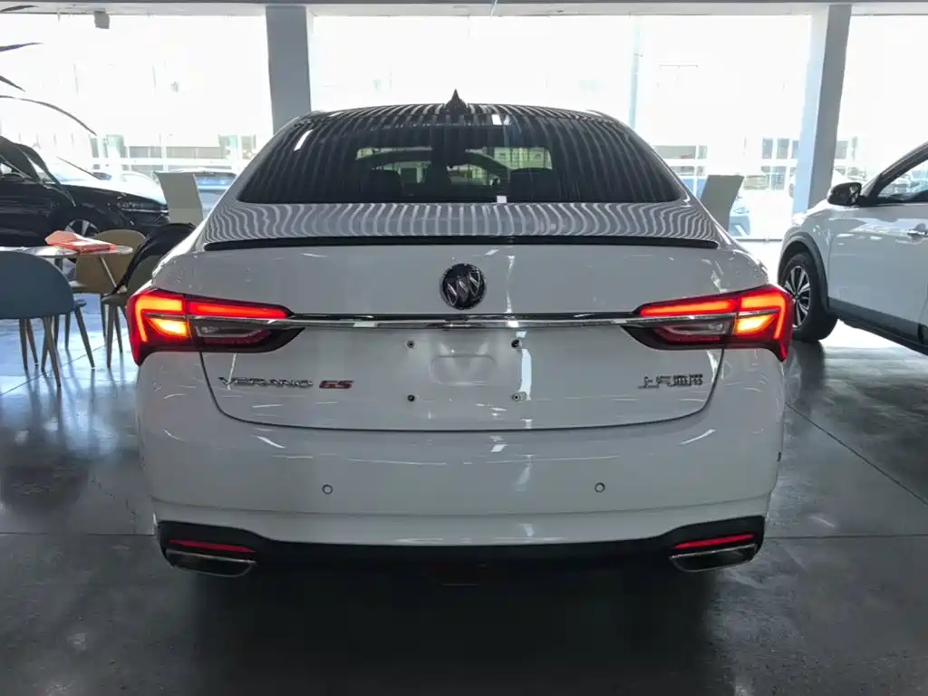 Buick Verano — миниатюра 6