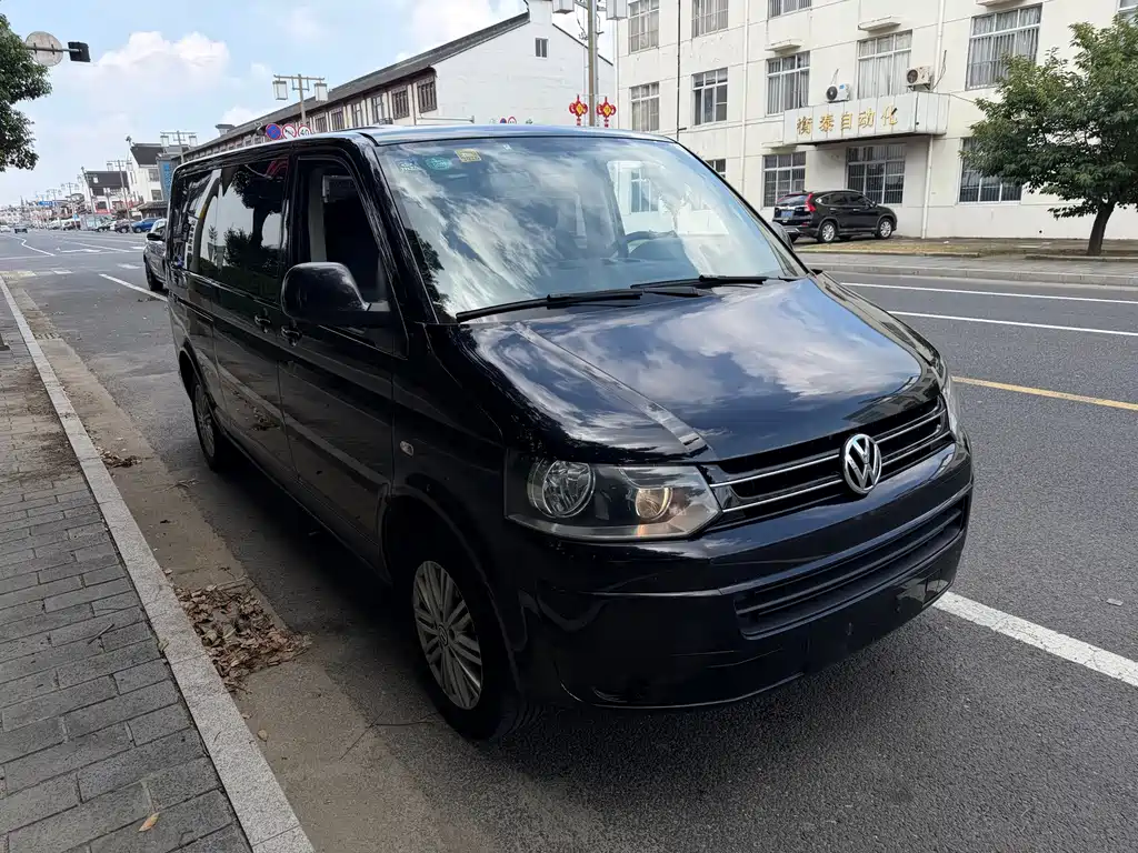 Volkswagen Caravelle — миниатюра 3