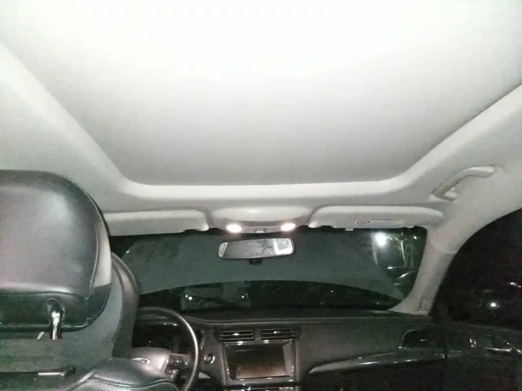 Ford Taurus — миниатюра 14