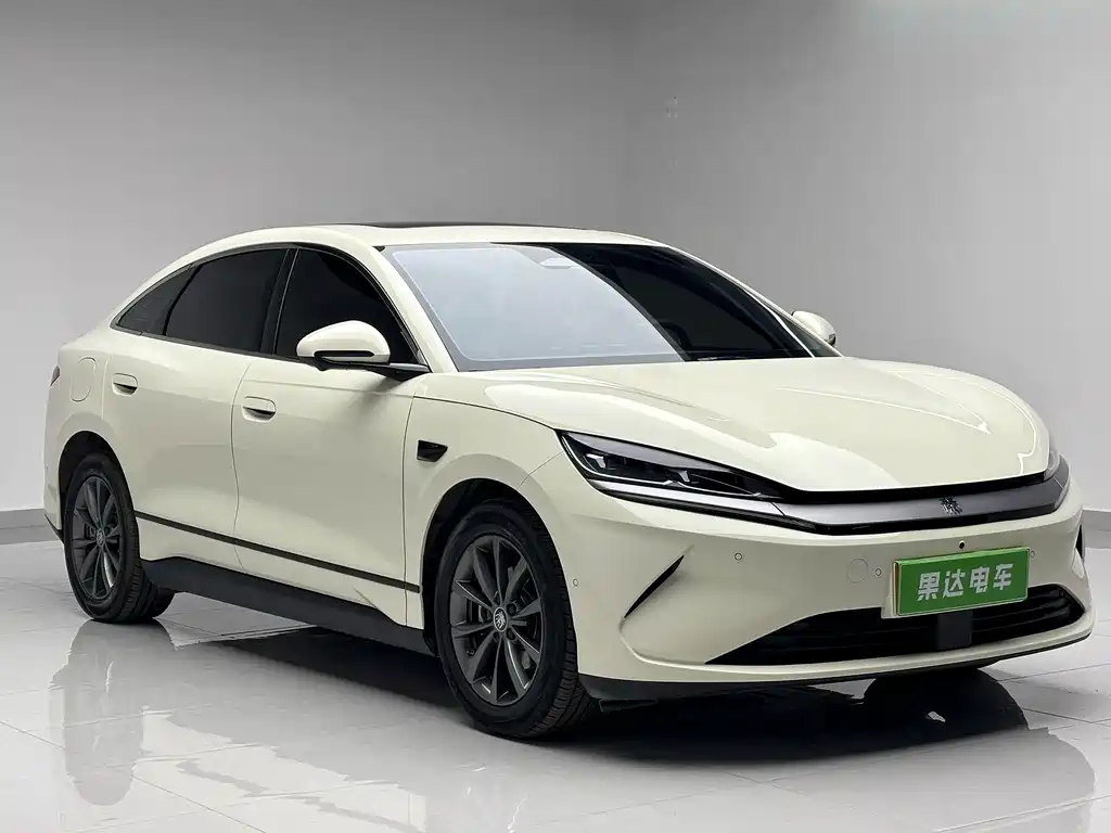 BYD QIN L