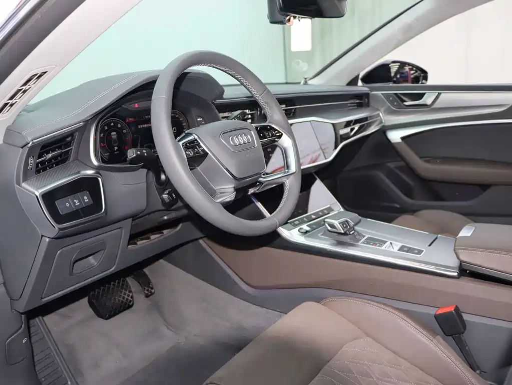 Audi A7L — миниатюра 6
