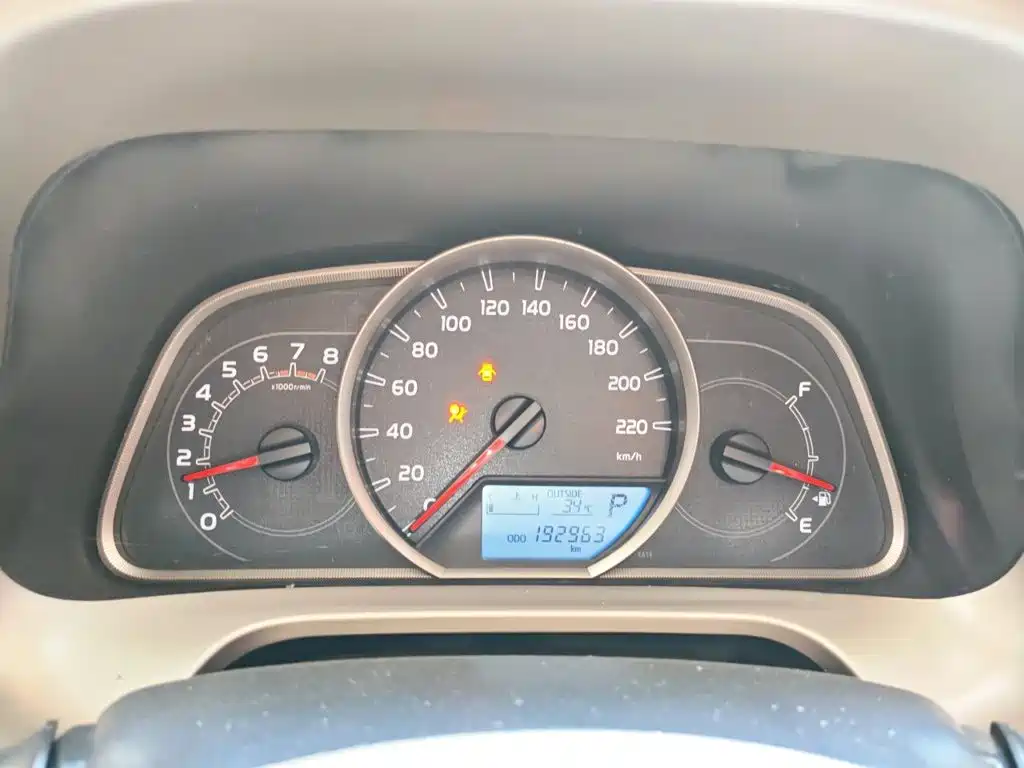 Toyota RAV4 — миниатюра 7