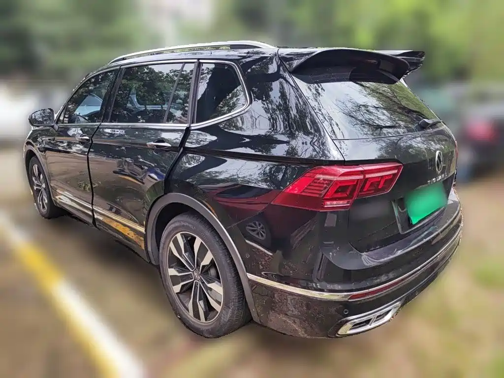 Volkswagen Tiguan L — миниатюра 25