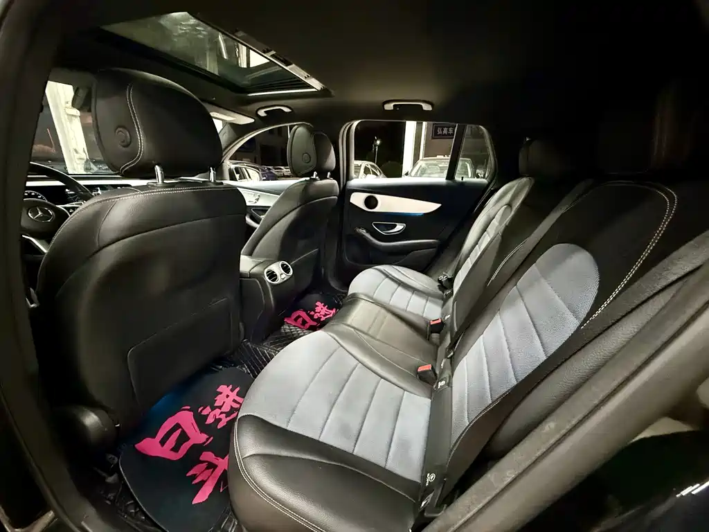 Mercedes-Benz EQC — миниатюра 9