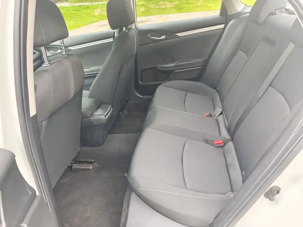 Honda Civic — миниатюра 9