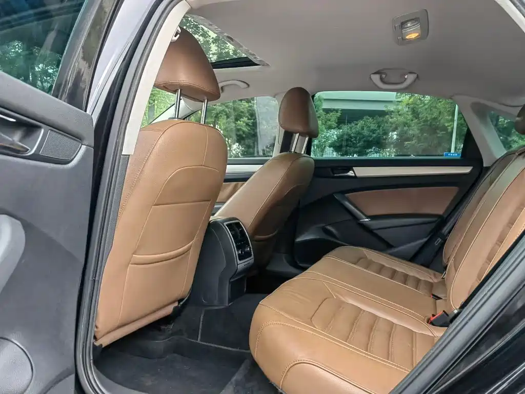 Volkswagen Passat — миниатюра 6