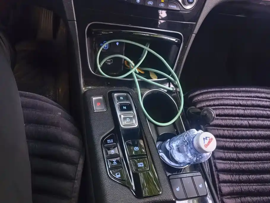 Hyundai Santa Fe — миниатюра 16
