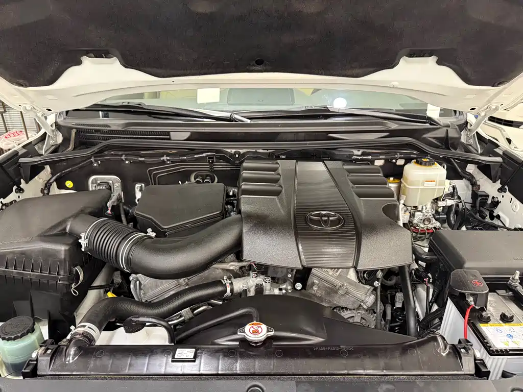 Toyota Land Cruiser 2017 4.0L AT