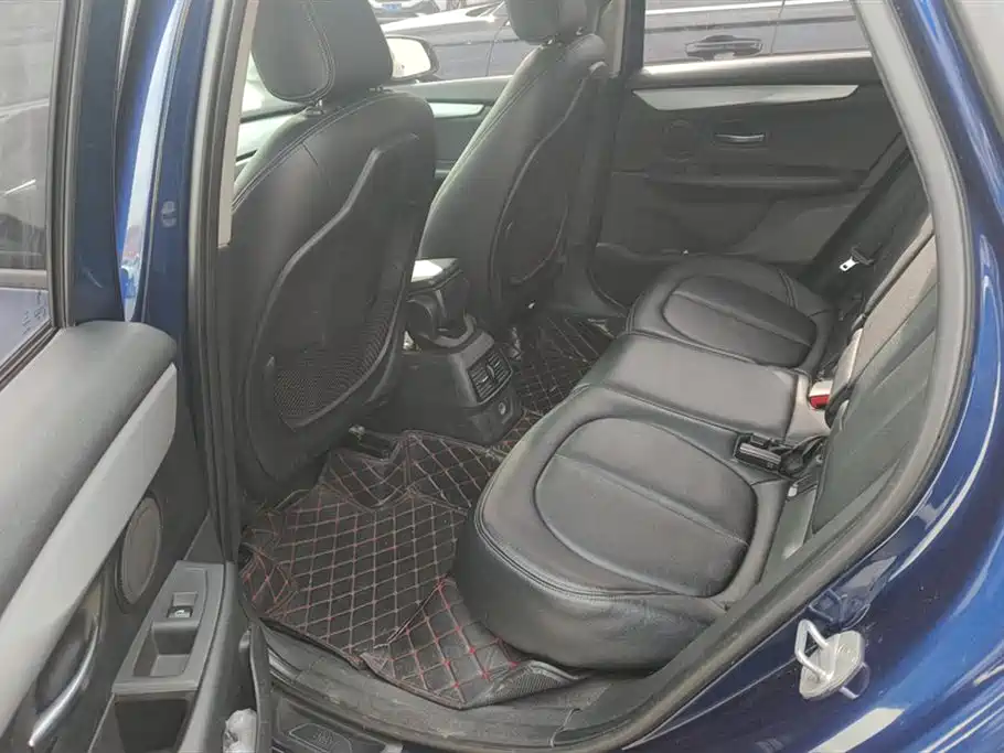 BMW 2 SERIES STATION WAGON