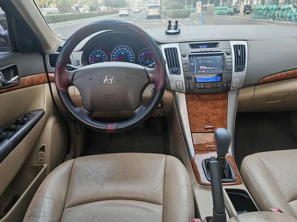 Hyundai Sonata — миниатюра 12